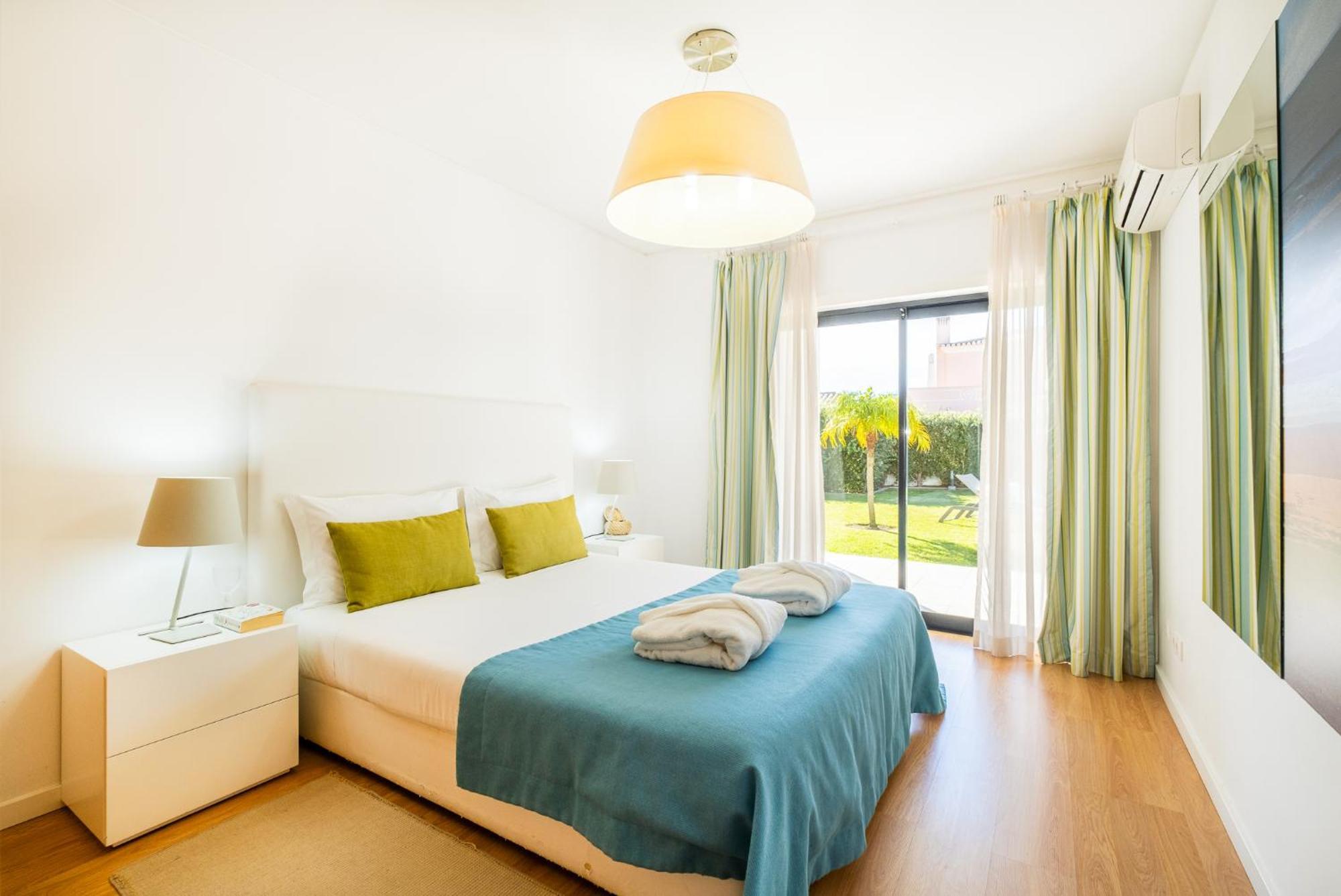 Villas Novochoro - Large Garden- Heatable Pool By Dreamvillasalbufeira Exterior foto
